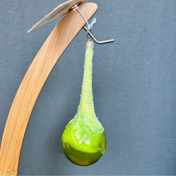 NWT Anthropologie Green Glitter Droplet Glass Hand Blown Ornament - Picture 3 of 6